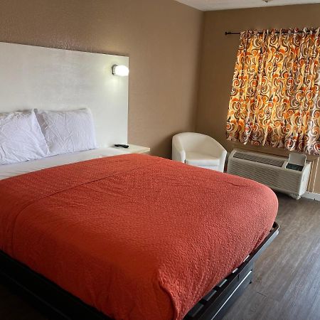 Hotel Eastin Atchison Экстерьер фото