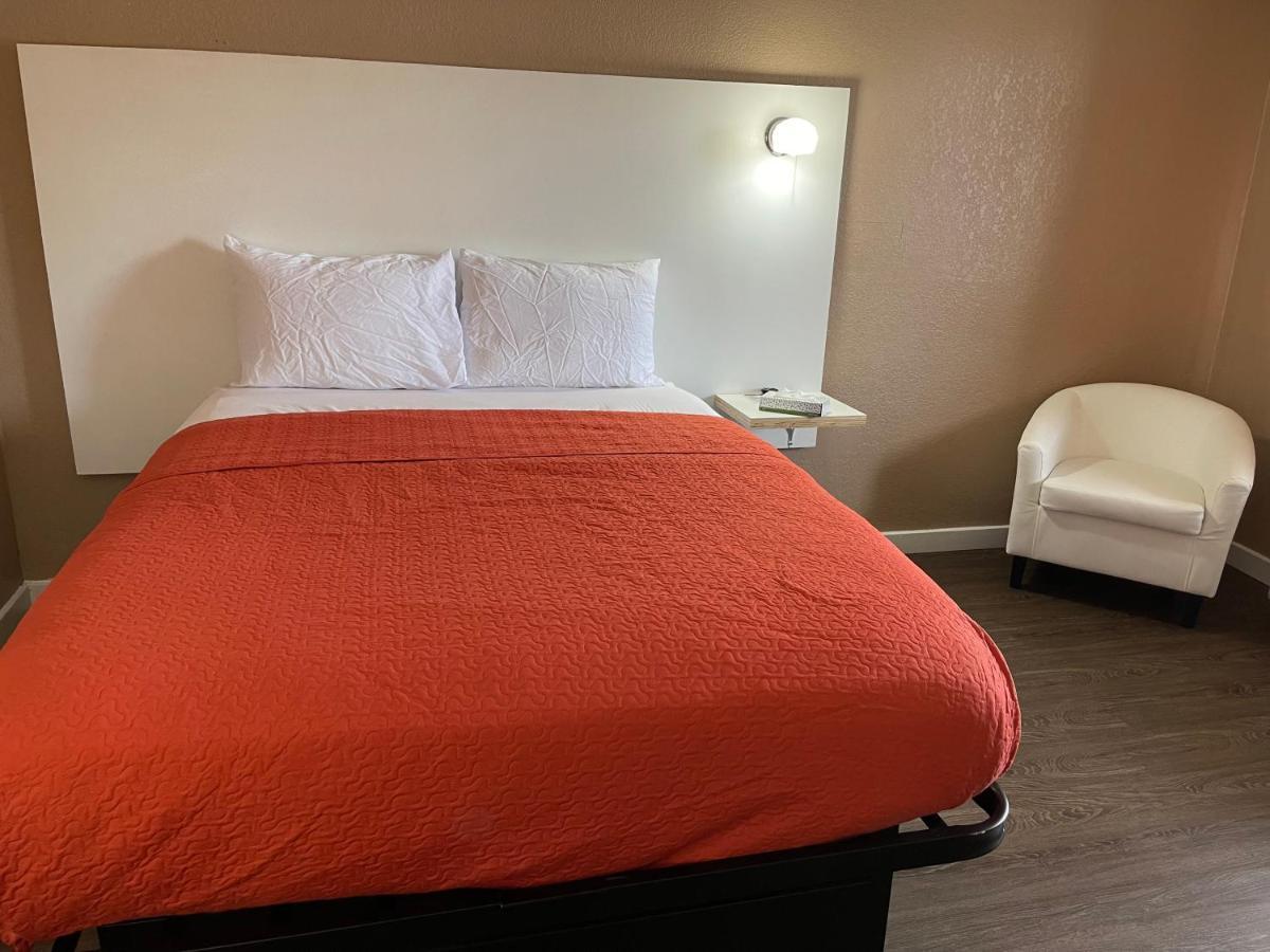 Hotel Eastin Atchison Экстерьер фото